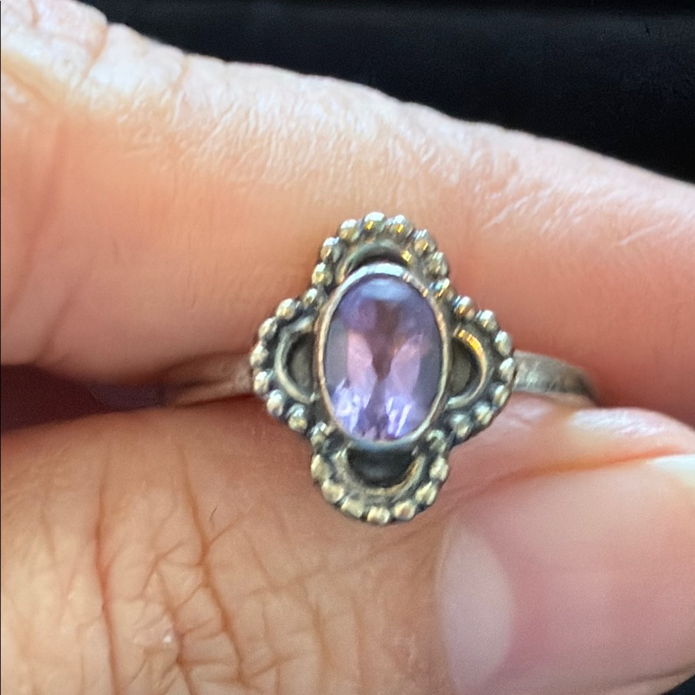 Amethyst Sterling Silver Elegant Ring - Purple Ge… - image 5
